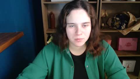 Snapshot of shy_lil chatting on October 21, 2:29 pm shy_lil online show from October 21, 2:29 pm