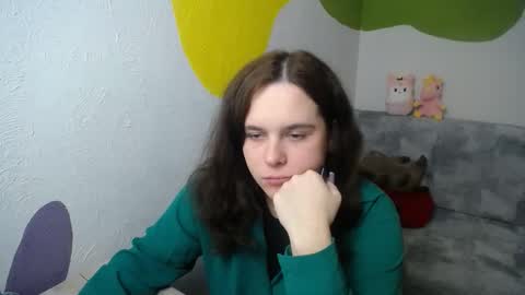 Snapshot of shy_lil chatting on November 13, 3:00 pm shy_lil online show from November 13, 3:00 pm