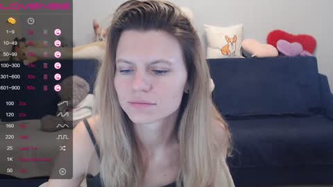 Snapshot of shy_moony chatting on January 30, 8:42 pm just Alex online show from January 30, 8:42 pm