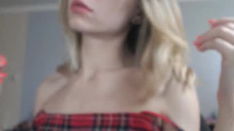 Snapshot of shy_moony chatting on September 12, 2:17 pm just Alex online show from September 12, 2:17 pm