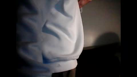 Snapshot of shyboyhugecum2020 chatting on January 19, 4:22 am shyboyhugecum2020 online show from January 19, 4:22 am