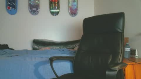 Snapshot of shyboyhugecum2020 chatting on September 28, 2:28 am shyboyhugecum2020 online show from September 28, 2:28 am