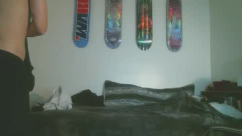 shyboyhugecum2020 online show from February 14, 5:26 am