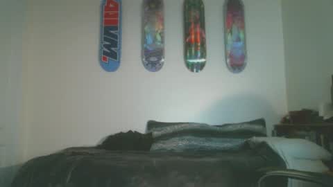 shyboyhugecum2020 online show from February 21, 5:41 am