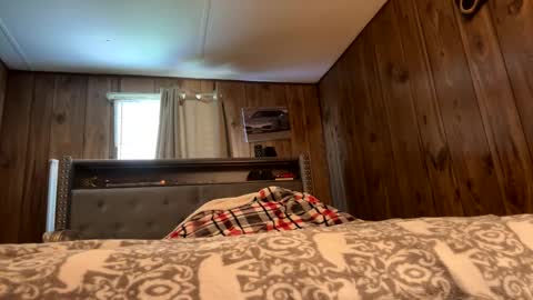 Snapshot of shyg1r1 chatting on November 23, 7:24 pm Sasha online show from November 23, 7:24 pm