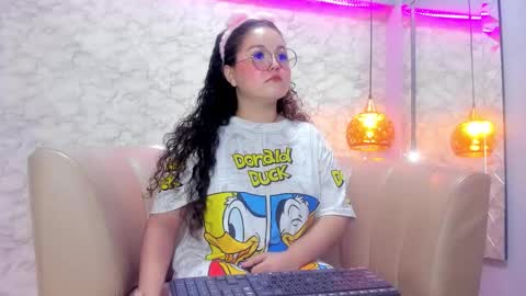 Shyly online show from September 30, 5:23 am