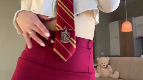 Snapshot of shyrubate chatting on March 6, 5:14 am Aurora online show from March 6, 5:14 am