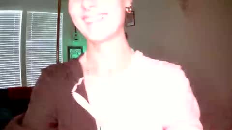 shypetitebaby online show from April 12, 6:02 pm