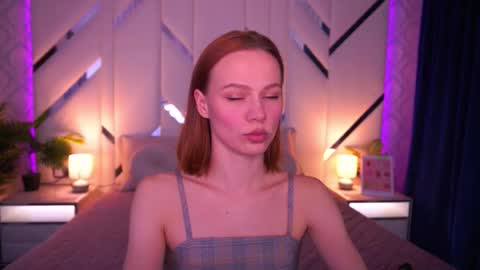 shyysiren online show from March 22, 2:53 pm