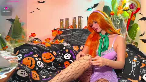 Snapshot of sia_siberia chatting on October 29, 12:35 am Sia 3 online show from October 29, 12:35 am