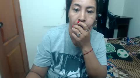 sara online show from February 12, 10:15 pm