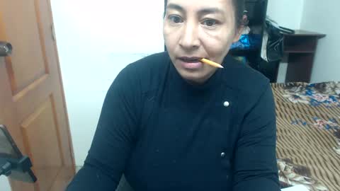 sara online show from February 14, 10:58 pm