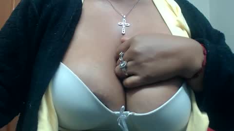 sara online show from February 17, 10:14 pm