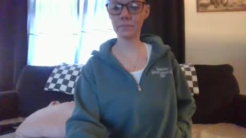 Mrs. St. Patrickk online show from December 10, 8:27 pm