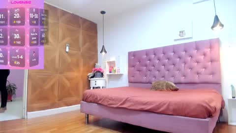 sienna_glow online show from September 19, 12:17 pm