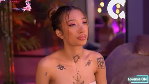 Sienna online show from October 28, 6:43 pm