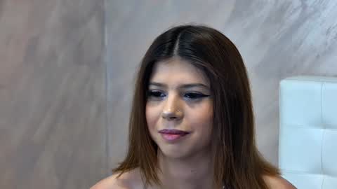 Snapshot of sierra_halle chatting on January 23, 11:05 pm SIERRA online show from January 23, 11:05 pm