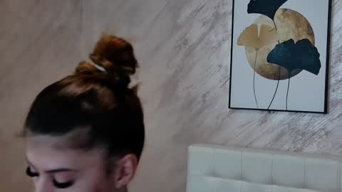 Snapshot of sierra_halle chatting on February 8, 11:22 am SIERRA online show from February 8, 11:22 am
