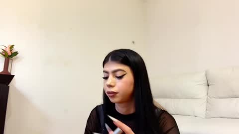 Snapshot of sierra_halle chatting on October 14, 8:09 pm SIERRA online show from October 14, 8:09 pm