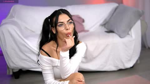 Snapshot of sierravyx chatting on September 24, 6:17 am Maria online show from September 24, 6:17 am