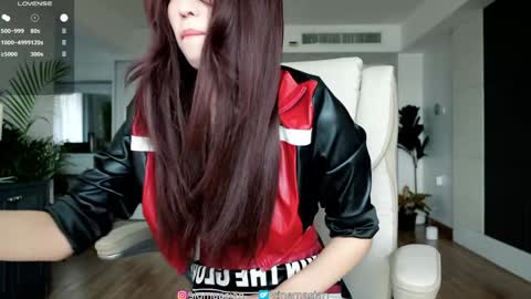 OF   instagram sigmaasian twitter sigmasian online show from October 21, 4:24 am