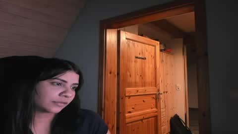 siirena online show from March 31, 8:20 pm