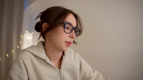 Snapshot of silent_chill chatting on January 15, 11:10 am Chilli online show from January 15, 11:10 am