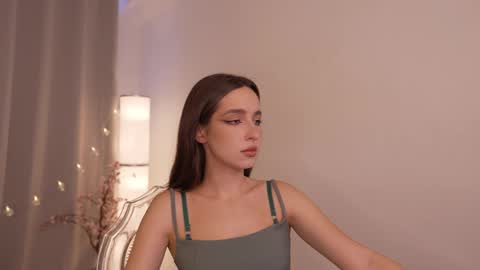 Snapshot of silent_chill chatting on March 2, 11:07 am Chilli online show from March 2, 11:07 am