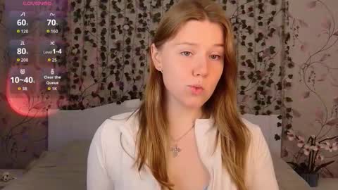 Chloe online show from September 18, 4:36 am