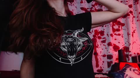 Snapshot of silentmary chatting on October 28, 1:31 am Allmylinkssilentmary666 online show from October 28, 1:31 am