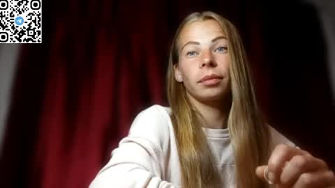 JULIANA online show from June 5, 8:47 pm