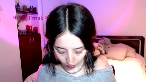 silkbite online show from April 22, 12:57 am