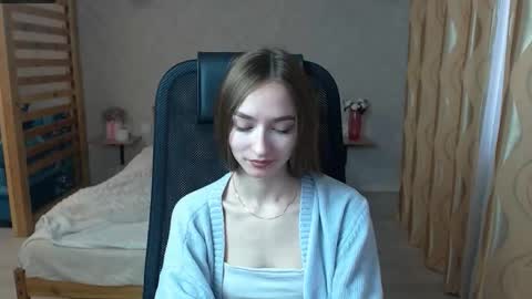 Snapshot of silkymiley chatting on October 1, 6:41 am silkymiley online show from October 1, 6:41 am
