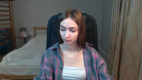 Snapshot of silkymiley chatting on October 5, 7:28 am silkymiley online show from October 5, 7:28 am