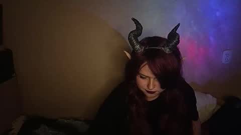 Snapshot of silkyscent chatting on October 9, 7:01 pm silkyscent online show from October 9, 7:01 pm