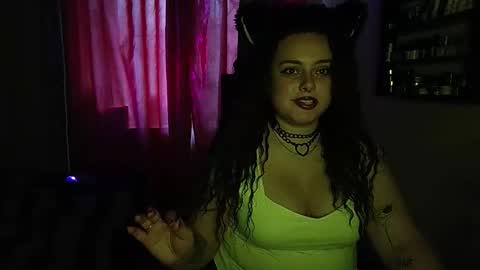 Snapshot of silkyscent chatting on October 26, 12:44 pm silkyscent online show from October 26, 12:44 pm