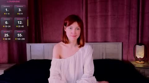 Snapshot of silly___woman chatting on November 17, 1:39 pm silly___woman online show from November 17, 1:39 pm