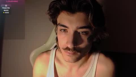 Snapshot of silly_cybin chatting on November 8, 12:11 am cybin online show from November 8, 12:11 am