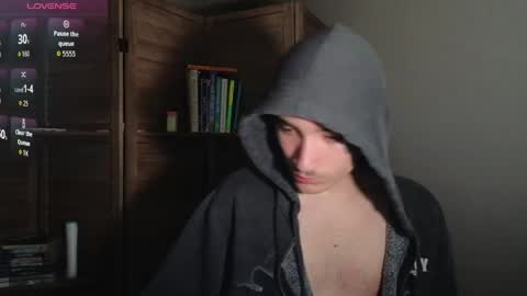 Snapshot of silly_cybin chatting on April 21, 5:14 am cybin online show from April 21, 5:14 am