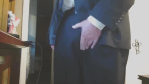 Snapshot of silverdaddy_1955 chatting on January 5, 4:16 pm Daddy Bear online show from January 5, 4:16 pm