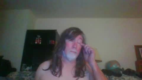 Snapshot of silverfunfox chatting on December 15, 8:41 am silverfunfox online show from December 15, 8:41 am