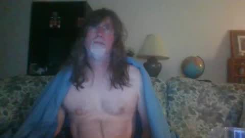 Snapshot of silverfunfox chatting on December 22, 12:38 pm silverfunfox online show from December 22, 12:38 pm