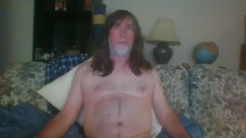 Snapshot of silverfunfox chatting on December 26, 2:33 am silverfunfox online show from December 26, 2:33 am