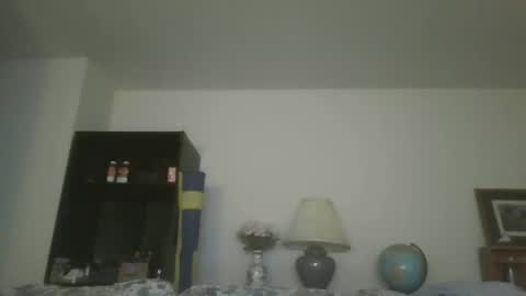 Snapshot of silverfunfox chatting on November 27, 1:24 pm silverfunfox online show from November 27, 1:24 pm