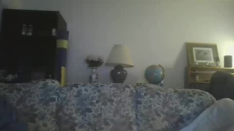 Snapshot of silverfunfox chatting on December 15, 10:19 am silverfunfox online show from December 15, 10:19 am