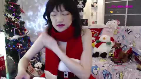 Snapshot of silviajpn chatting on December 22, 12:05 pm silviajpn online show from December 22, 12:05 pm