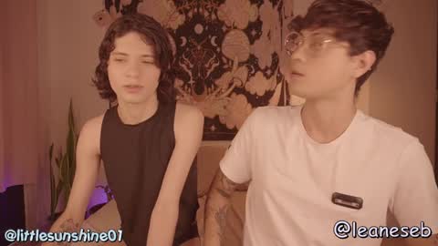 Snapshot of simon_bane01 chatting on December 30, 7:11 pm Little Sunshine online show from December 30, 7:11 pm
