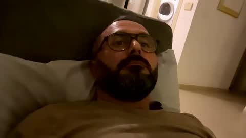 Snapshot of simon_bb chatting on September 13, 8:41 pm Si online show from September 13, 8:41 pm