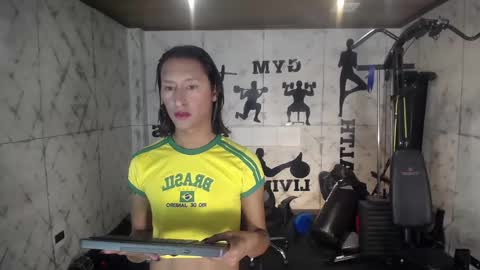 Snapshot of simon_durand chatting on November 30, 3:21 am simon_durand online show from November 30, 3:21 am