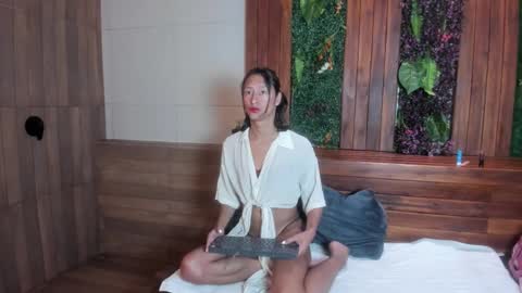 Snapshot of simon_durand chatting on December 23, 3:37 am simon_durand online show from December 23, 3:37 am